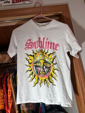 Sublime White Graphic Sun Short Sleeve Tee